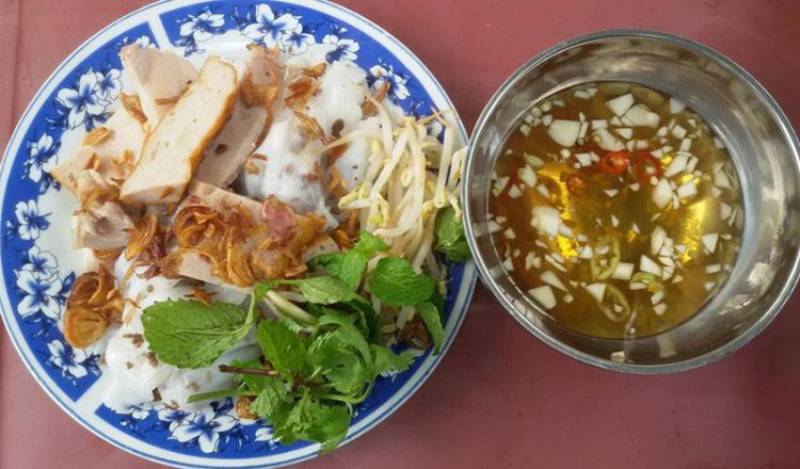 Bánh cuốn nóng